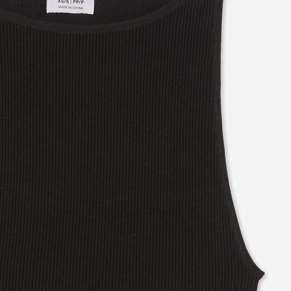 basic black tank - Picture 5 of 7